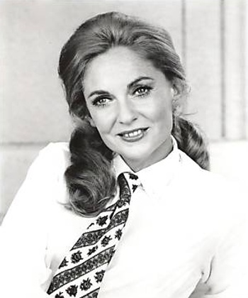 Barbara Werle as June
