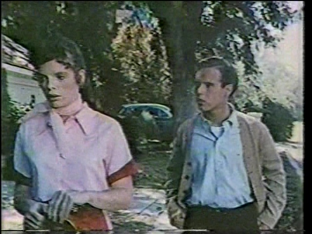 Still from the Sons and Daughters episode The Rejection showing Debralee Scott as Evie Martinson and Barry Livingston as Murray 'Moose' Kerner